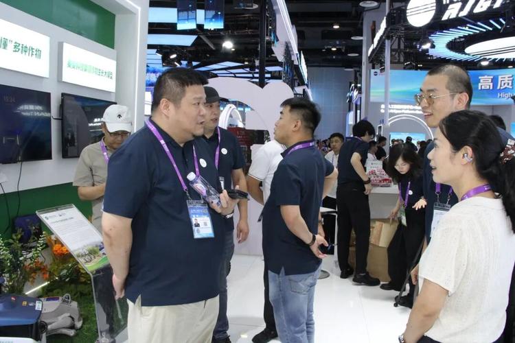 麦麦科技亮相第23届东博会,以ai硬实力掀起中国智慧农业出海新浪潮